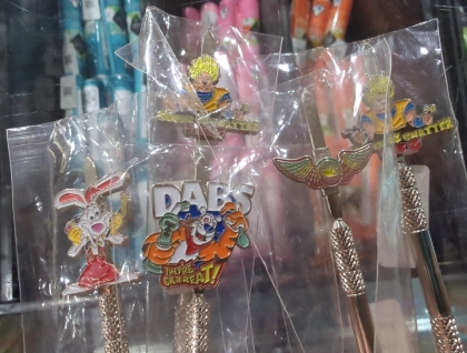 Assorted metal dab tool