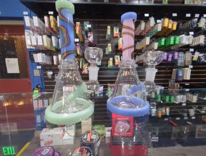 8in Slime Swirl Waterpipe